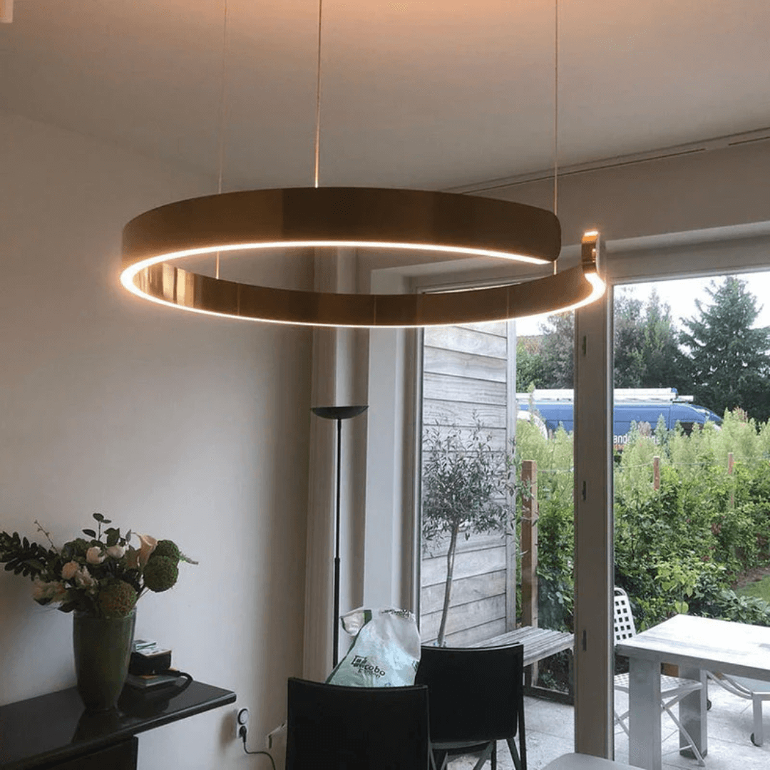 Moderne LED-Ring-Hängeleuchte