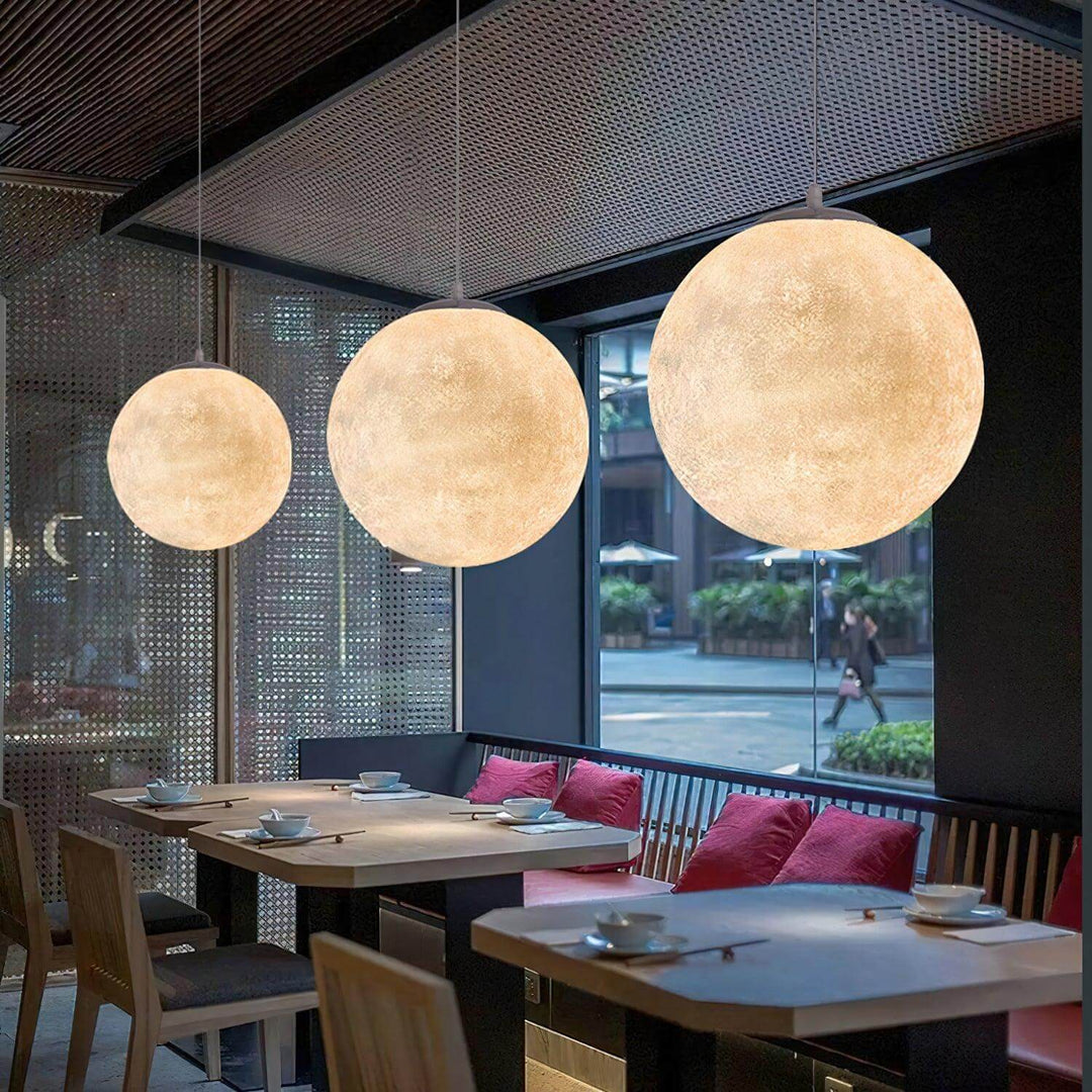 Lampe suspendue Moon au design moderne