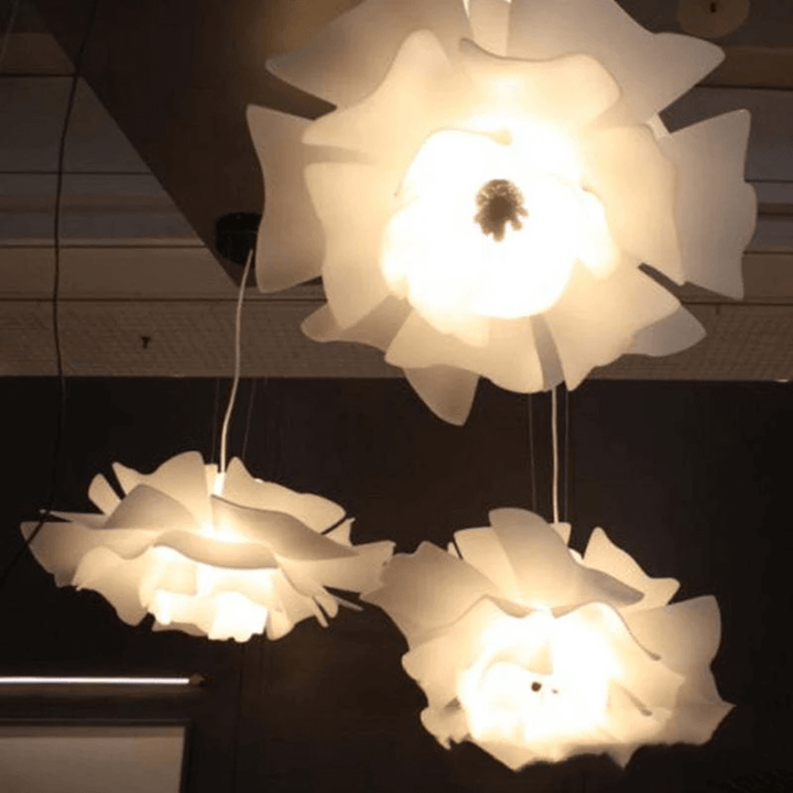 Lampe suspendue moderne fleur en métal blanc