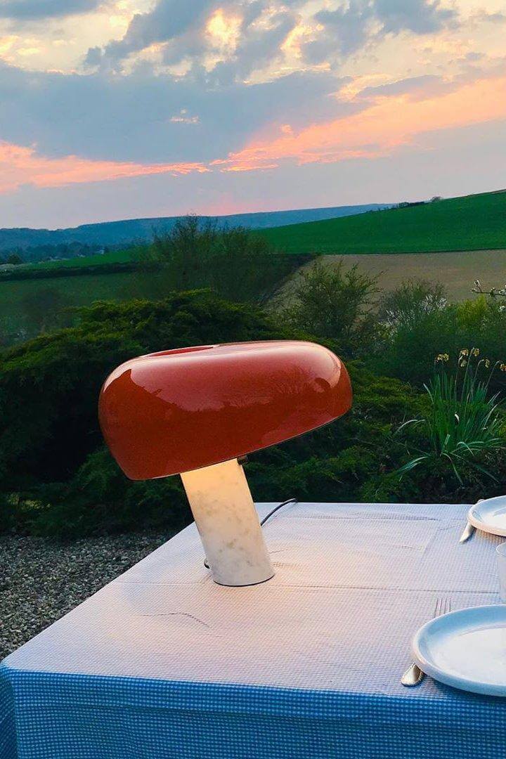 Lampe de table design en marbre