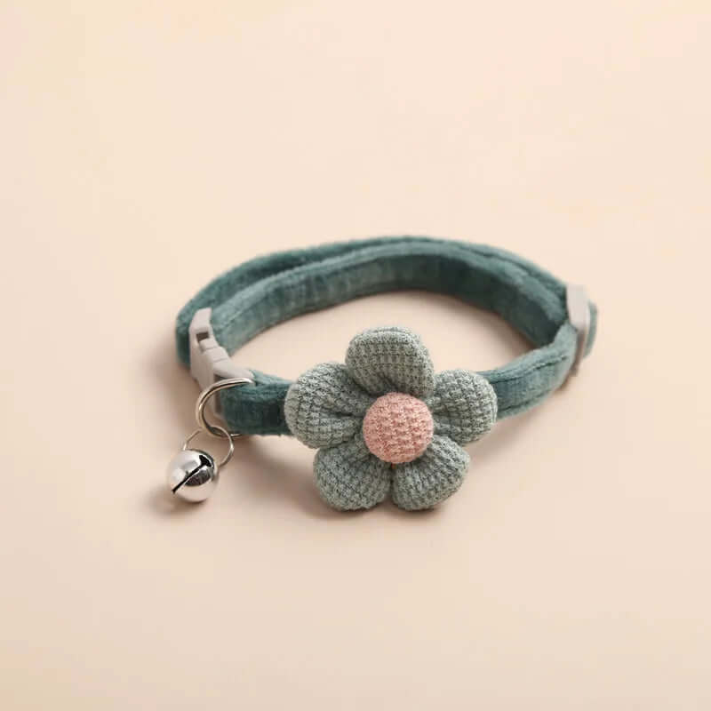 Collier réglable pour chat avec fleur
