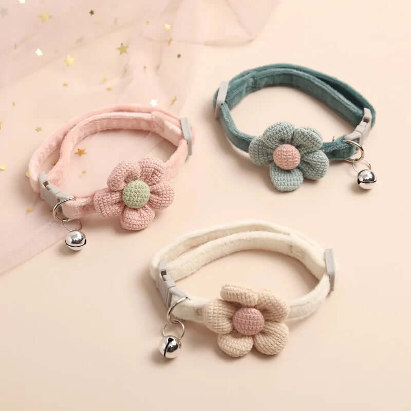 Collier réglable pour chat avec fleur