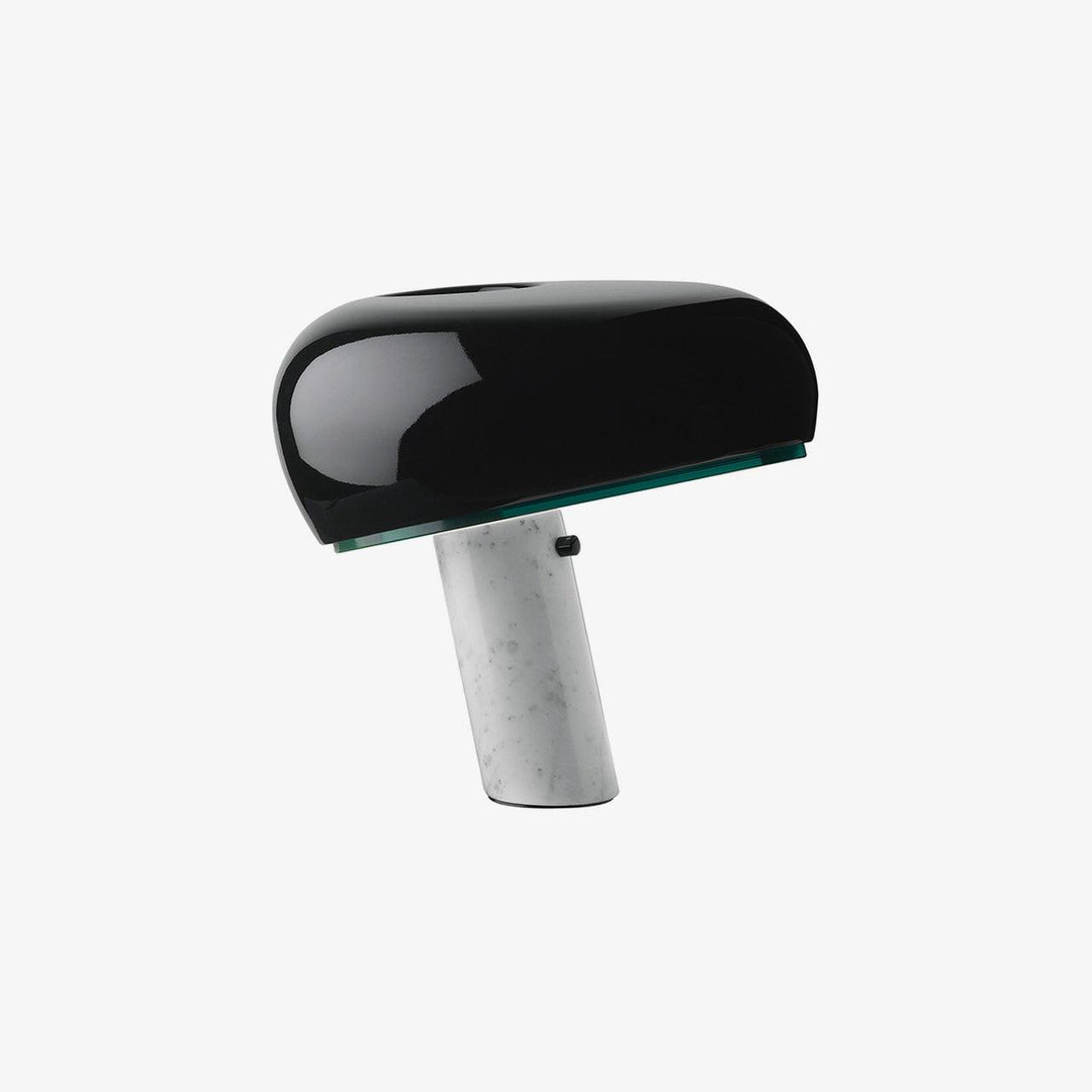 Lampe de table design en marbre