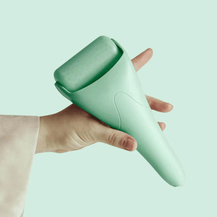 Rouleau de glace pour le visage - anti-rides et anti-poches