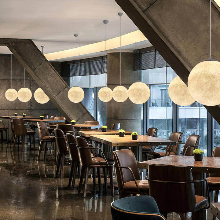 Lampe suspendue Moon au design moderne