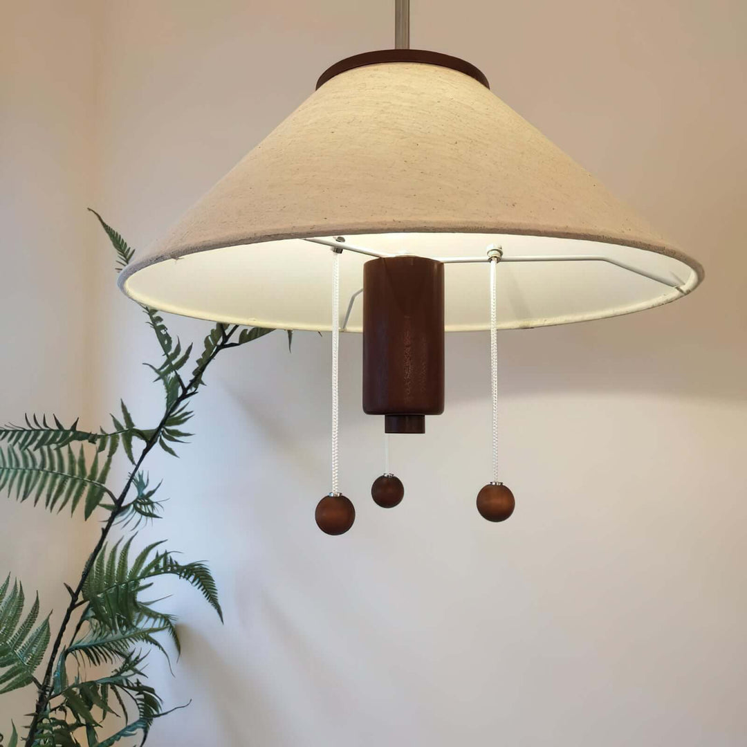 Suspension design pieuvre, noyer et blanc
