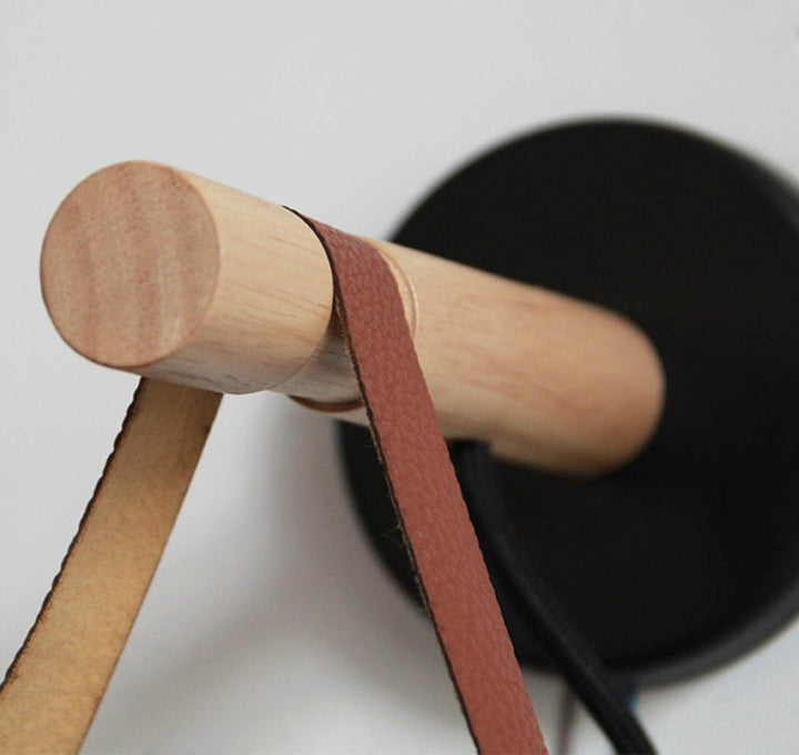 Applique conique en bois