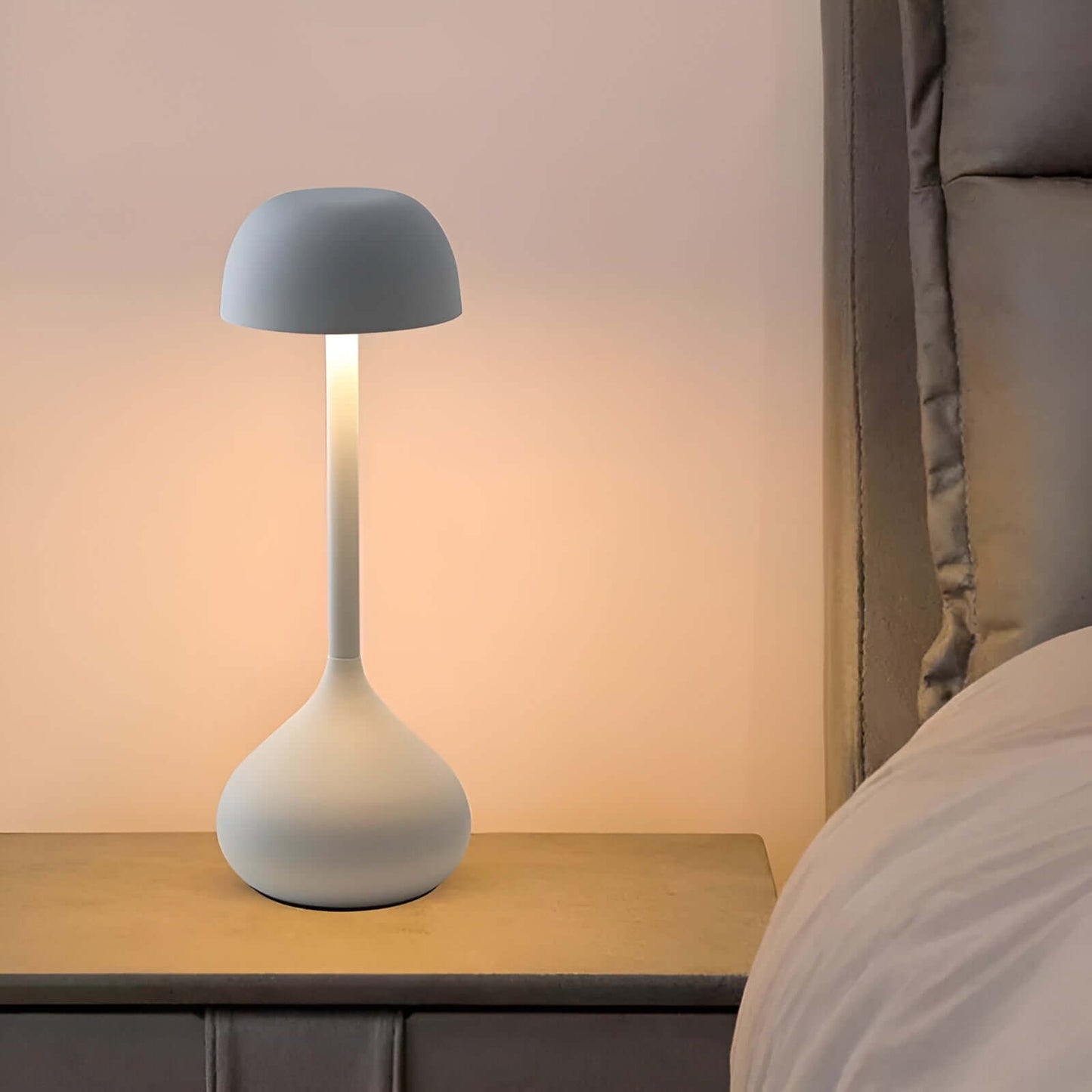 Lampe de table LED sans fil à intensité variable - design champignon