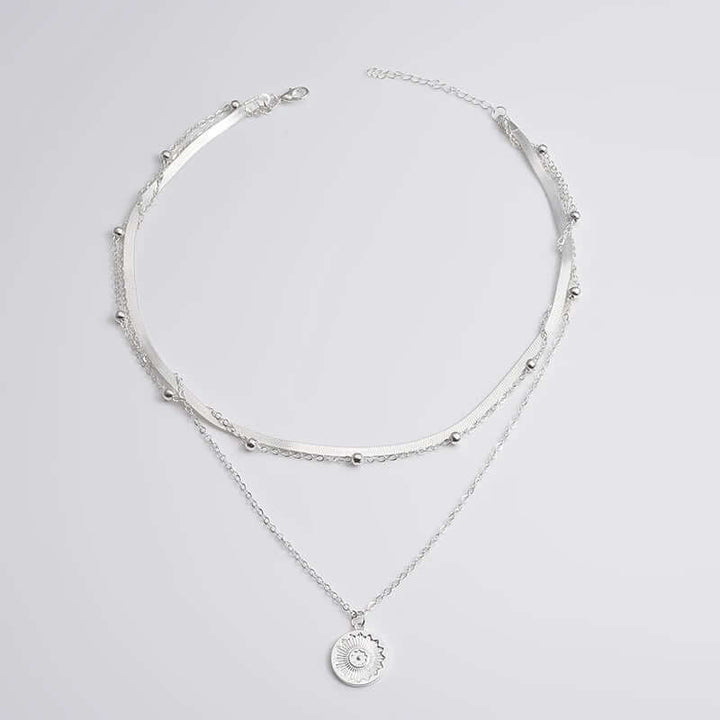 Elegante Silberne Dreifach-Halskette