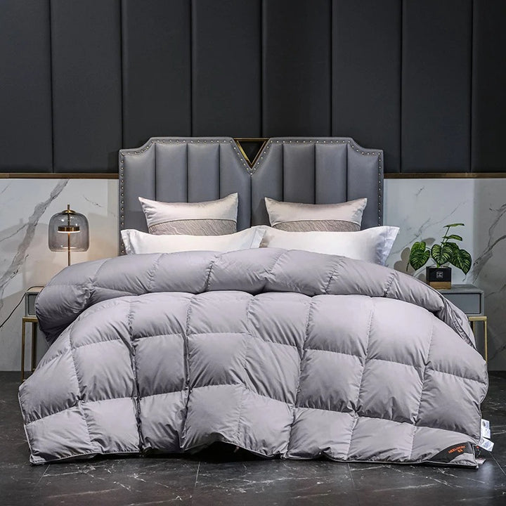 Luxuriöse Gänsedaunenbettdecke