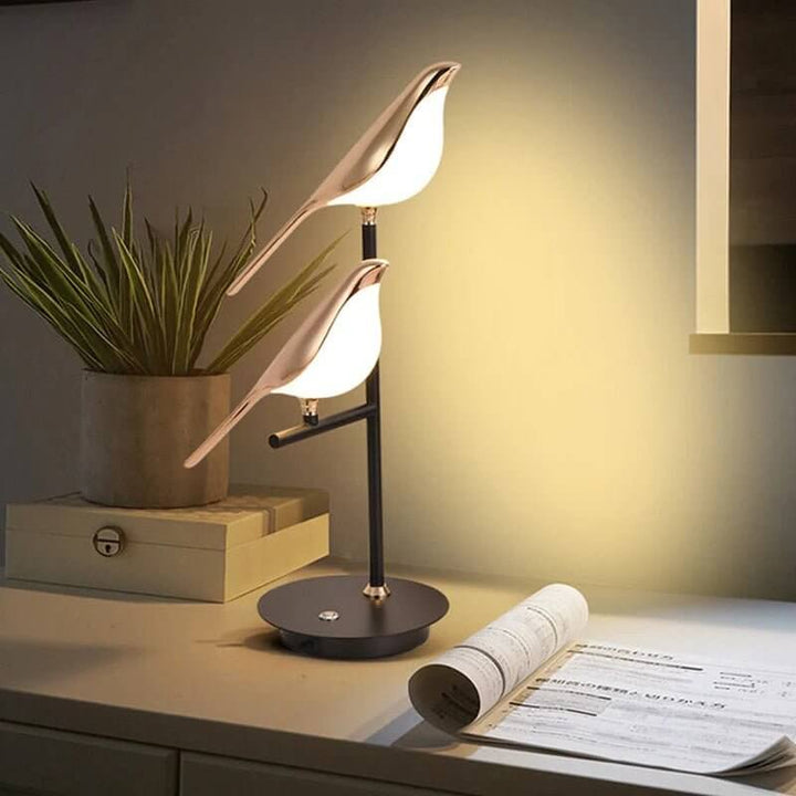 Lampe de table LED moderne au design oiseau