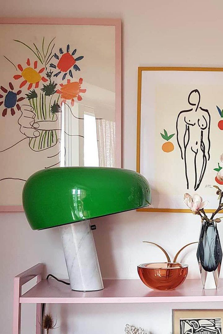 Lampe de table design en marbre