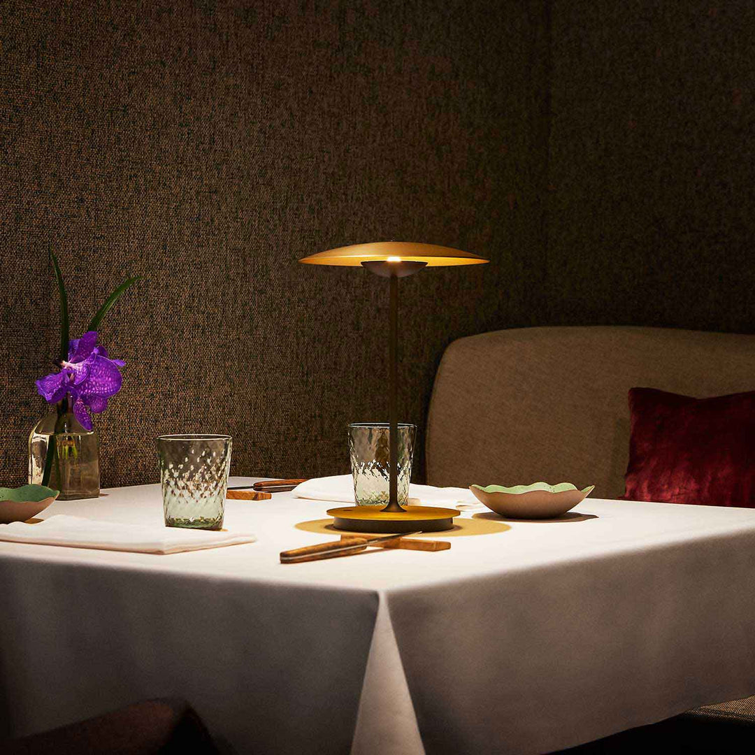 Lampe de table design moderne LED 35cm