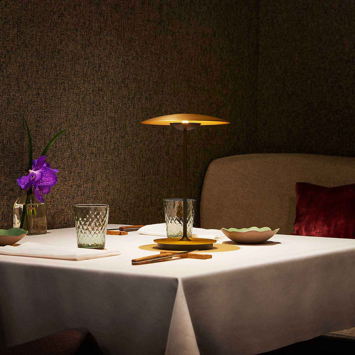 Lampe de table design moderne LED 35cm