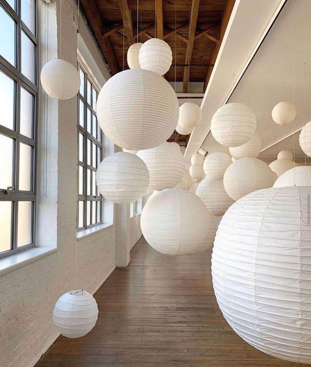 Lampe suspendue en papier - différentes tailles