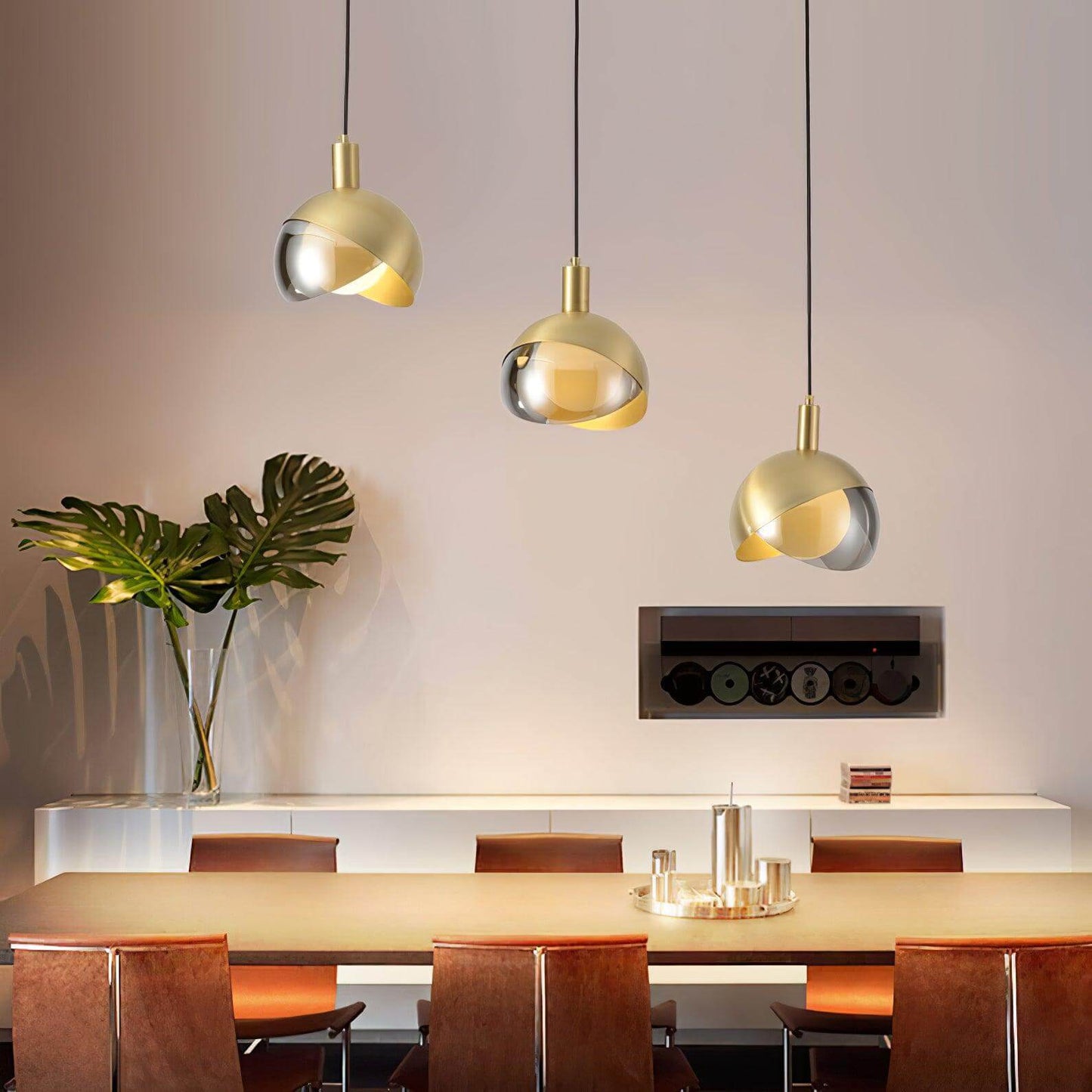 Elegante Pendelleuchte - Glas Metall Design
