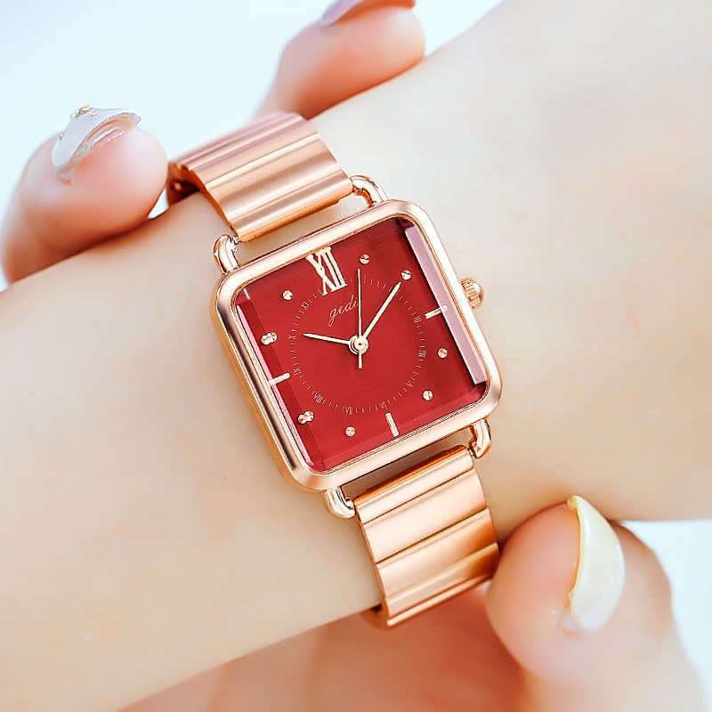 Montre élégante pour femme avec bracelet réglable