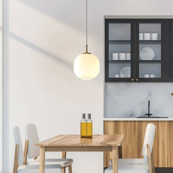 Suspension scandinave en verre opale