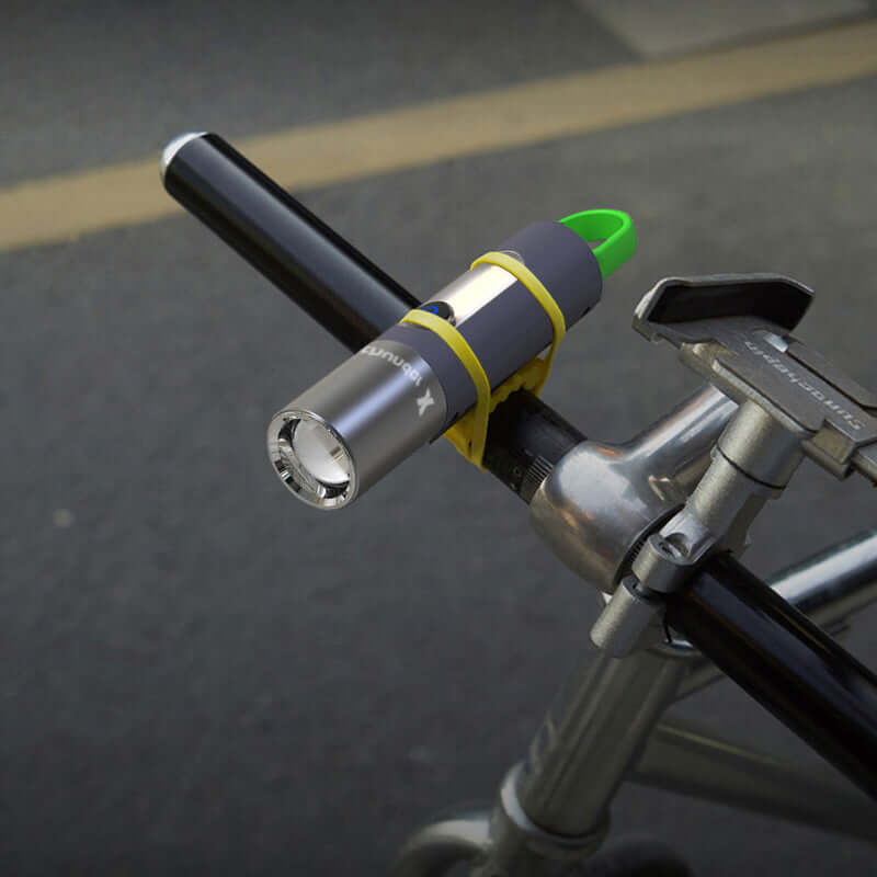 Lampe de poche LED rechargeable, zoomable