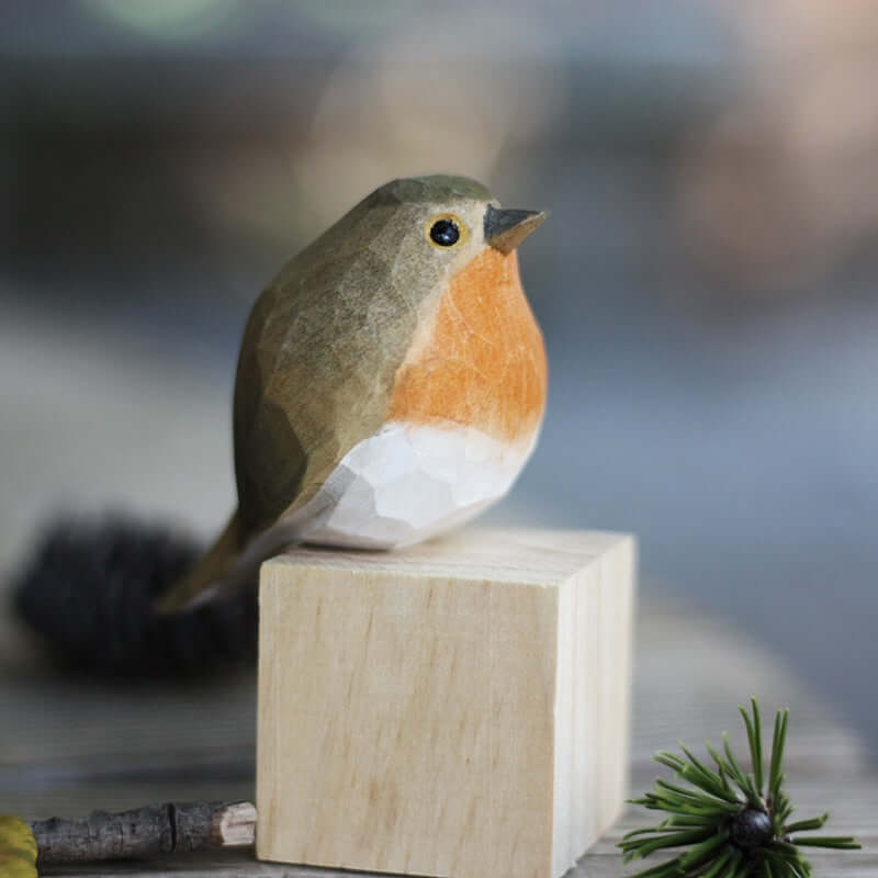 Figurine décorative d'oiseaux en bois sculpté à la main