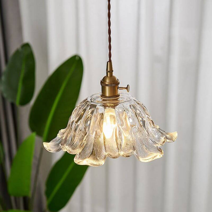 Lampe suspendue dorée en forme de fleur de verre