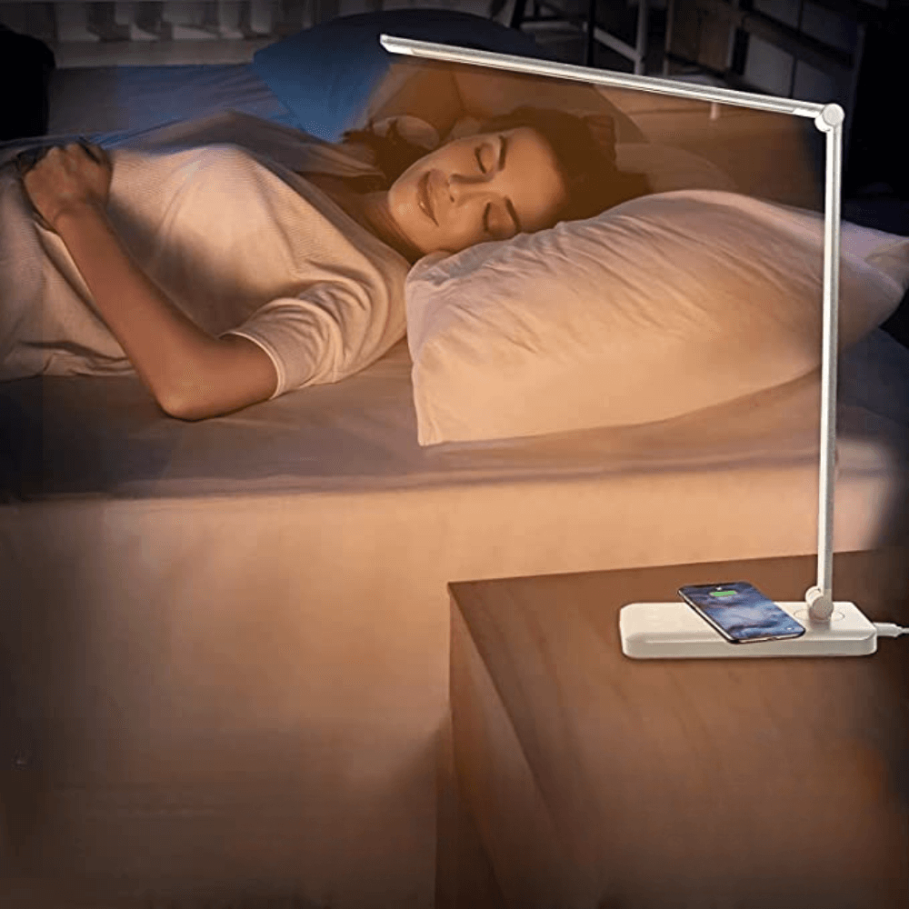 Einstellbare LED Schreibtischlampe mit USB