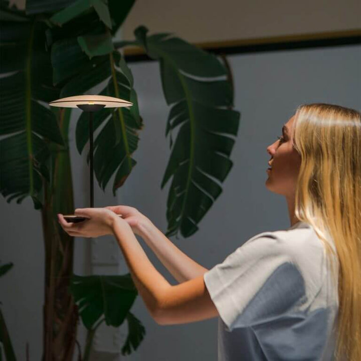 Lampe de table design moderne LED 35cm