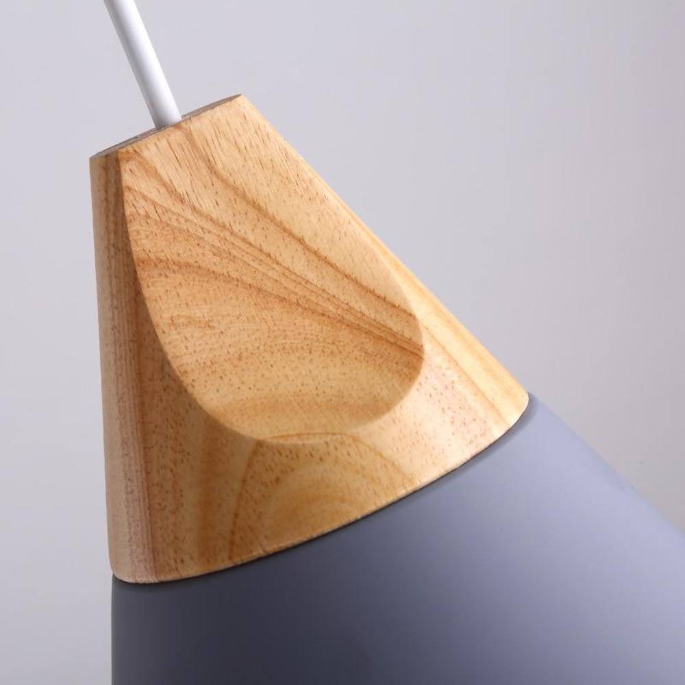 Lampe suspendue en bois et métal pour chambre d'enfant