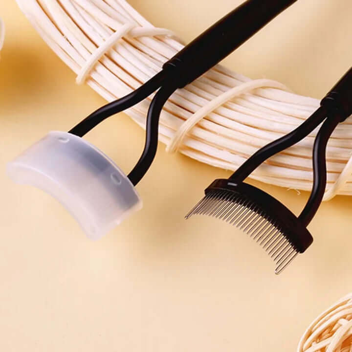Wimpernkamm & Separator - Präzision für makellose Wimpern