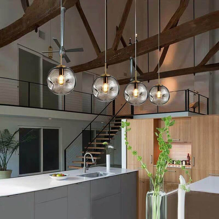 Suspension en verre doré, forme sphérique, 25 cm