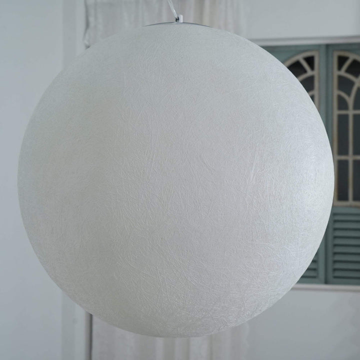 Lampe suspendue Moon au design moderne