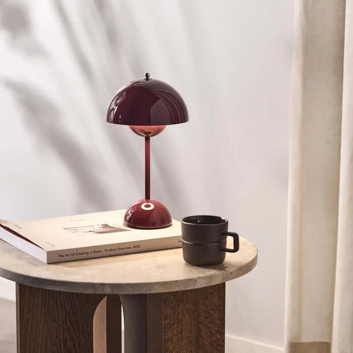 Dimmbare LED Tischleuchte, Modernes Design