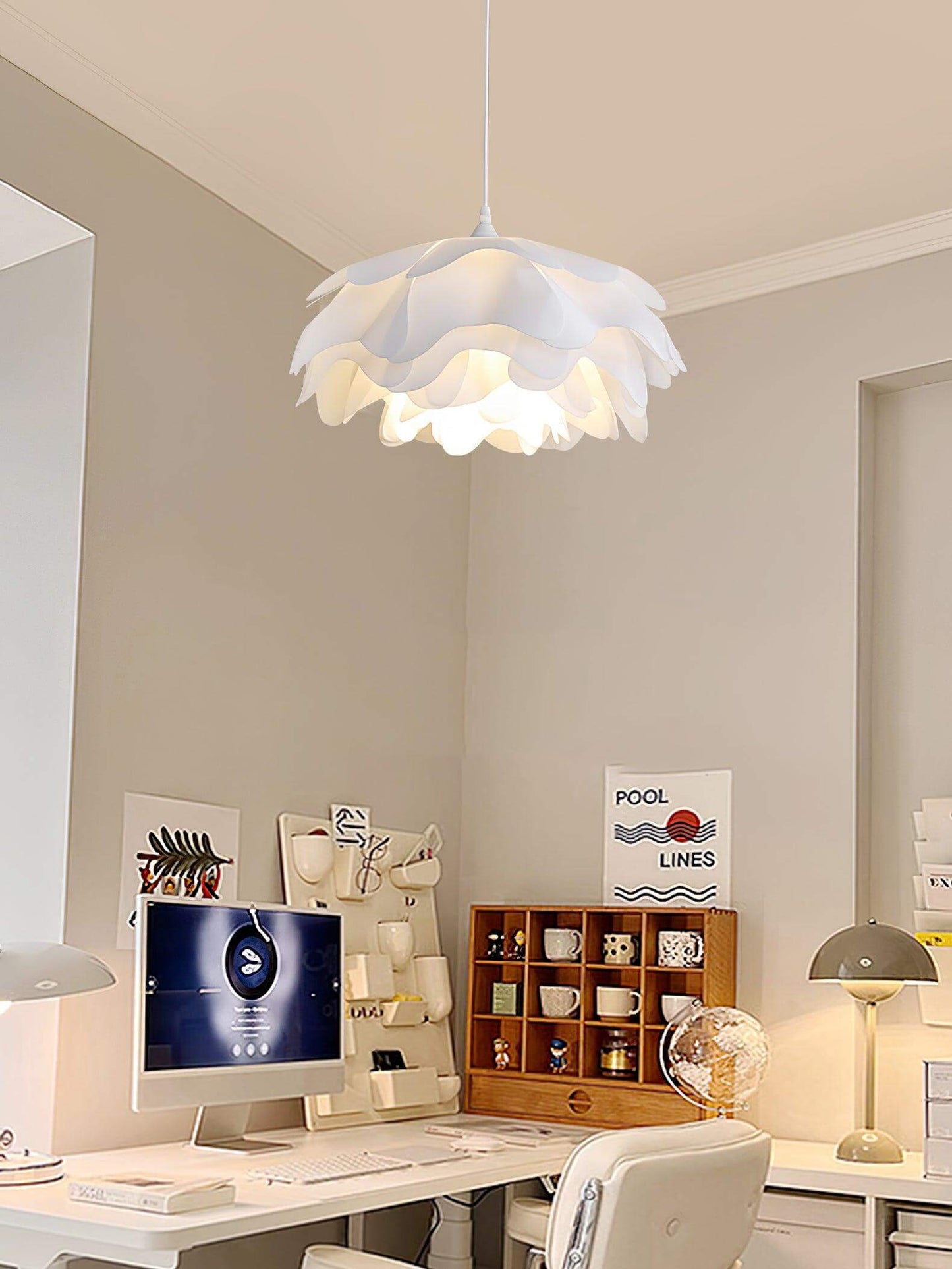 Blumenförmige LED Pendelleuchte Weiß