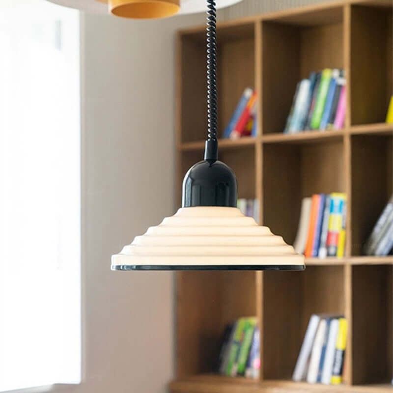 Cremefarbene Glas-Pendelleuchte