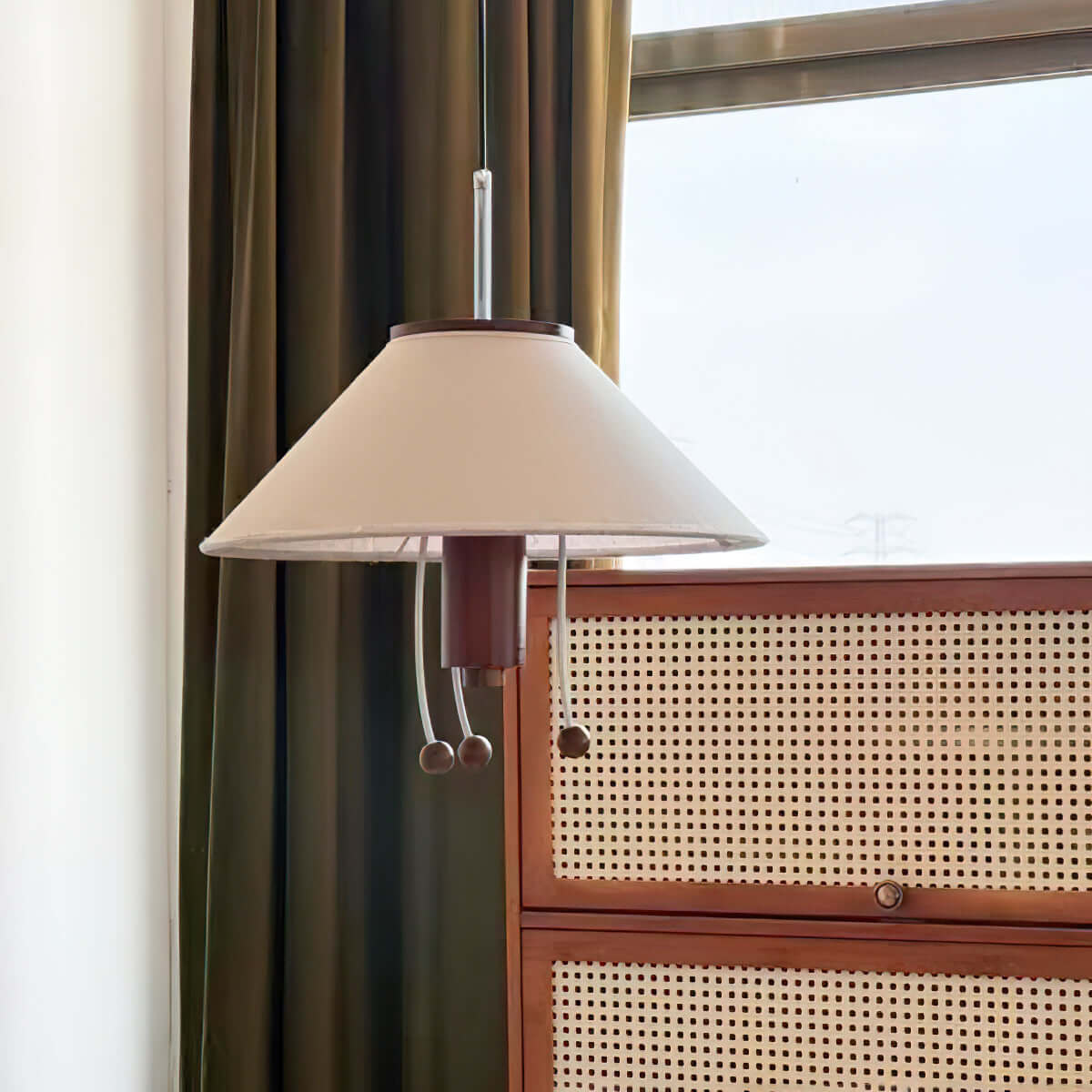 Suspension design pieuvre, noyer et blanc