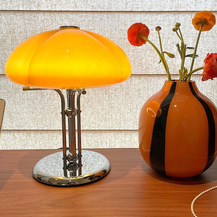 Lampe de table design champignon en verre ambré