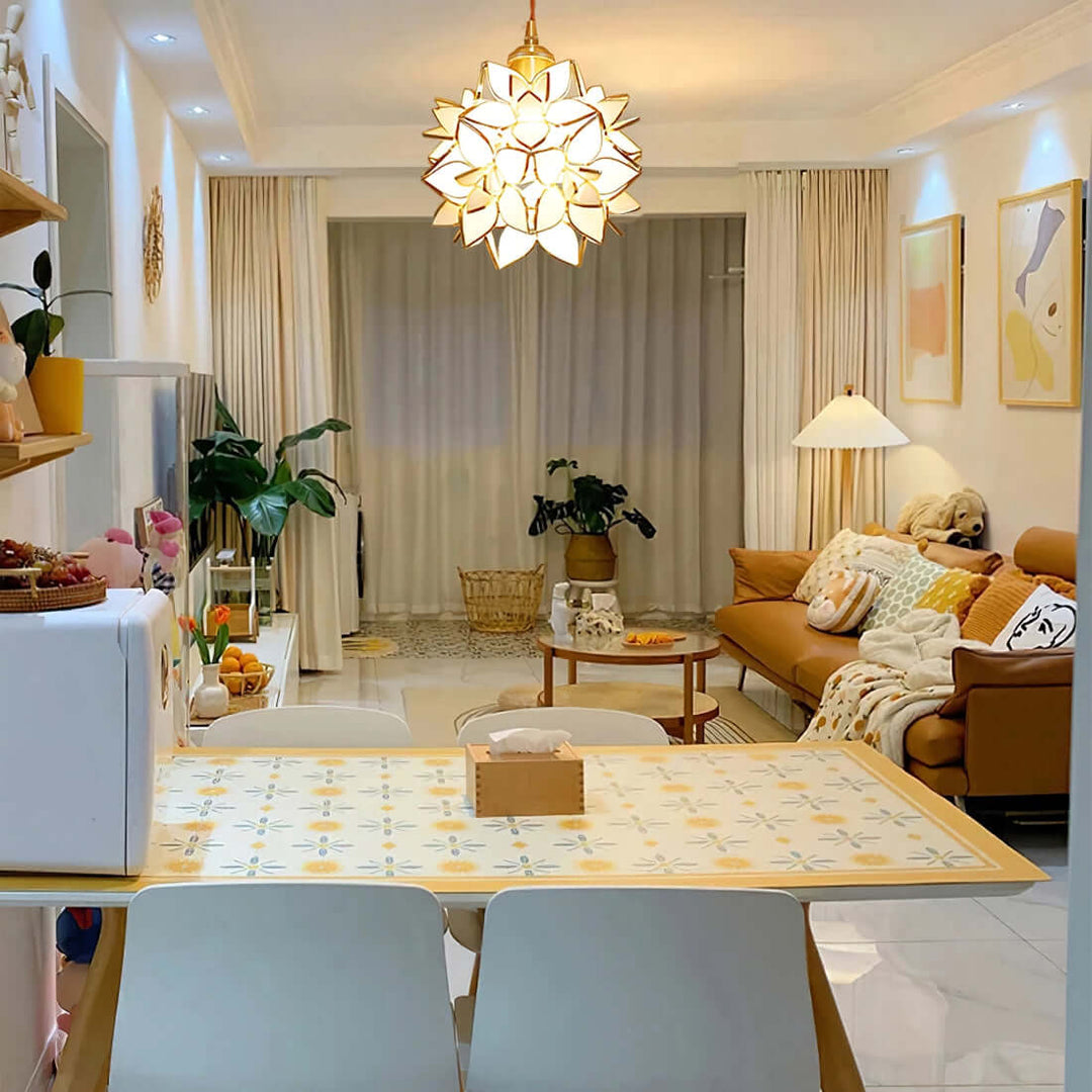 Lampe à suspension en coquillage Kapiz faite à la main