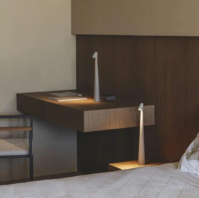 Lampe de table LED portable, dimmable, aluminium