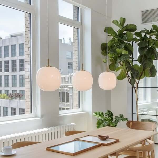 Suspension scandinave en verre opale