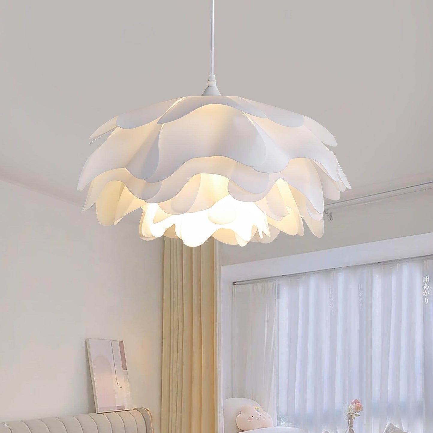 Blumenförmige LED Pendelleuchte Weiß