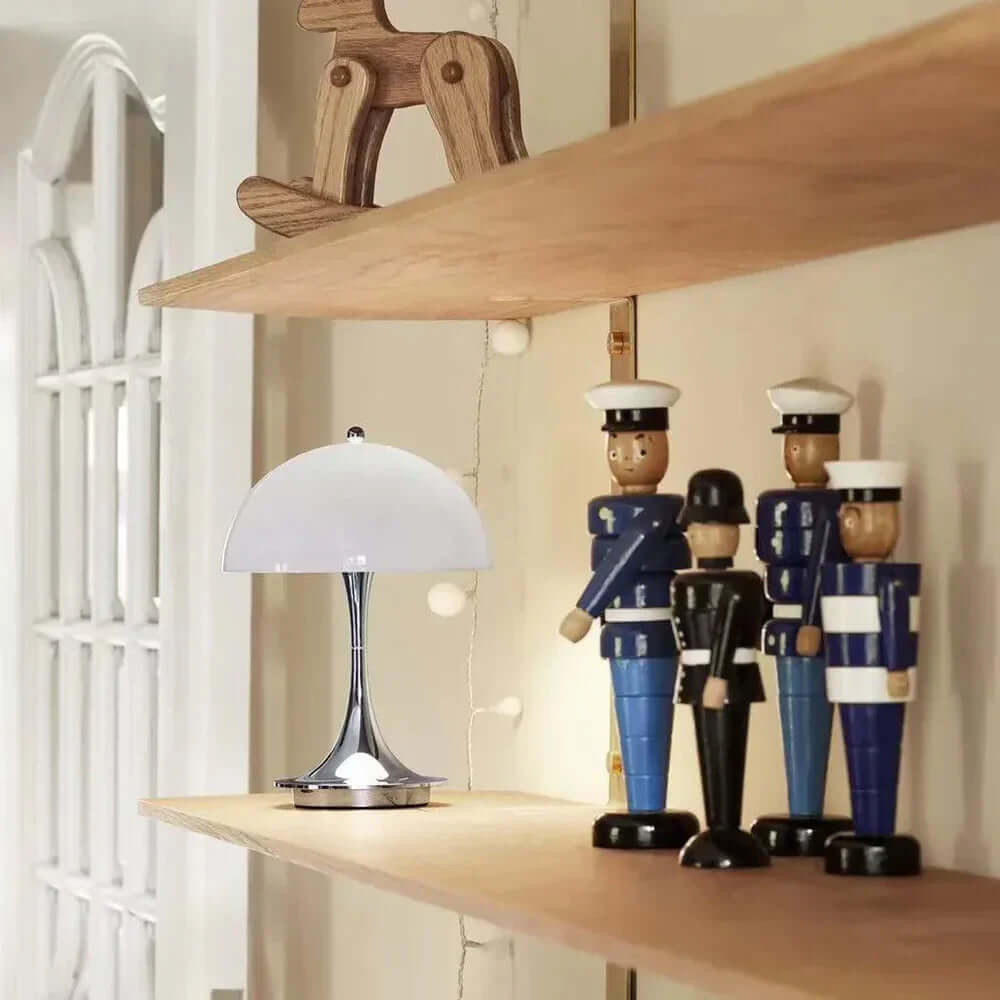 Dimmbare LED Blütenlampe - Kabellos & Modern