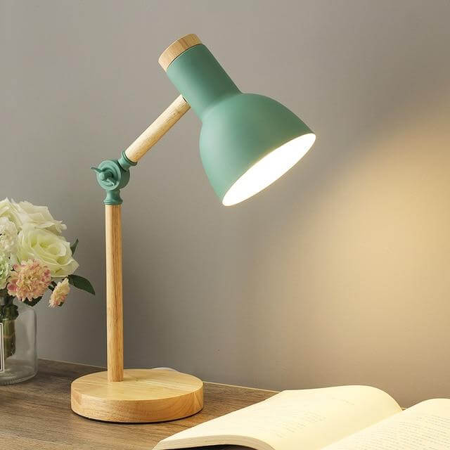 Lampe de table réglable en bois - Design scandinave