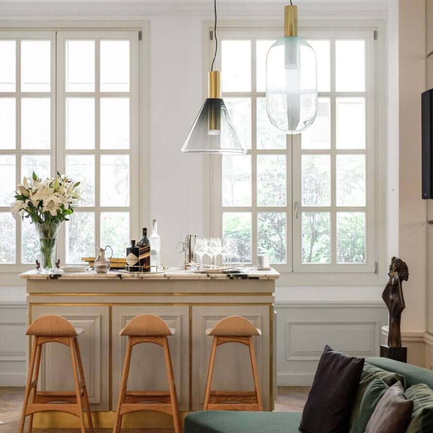 Suspension élégante en verre et métal