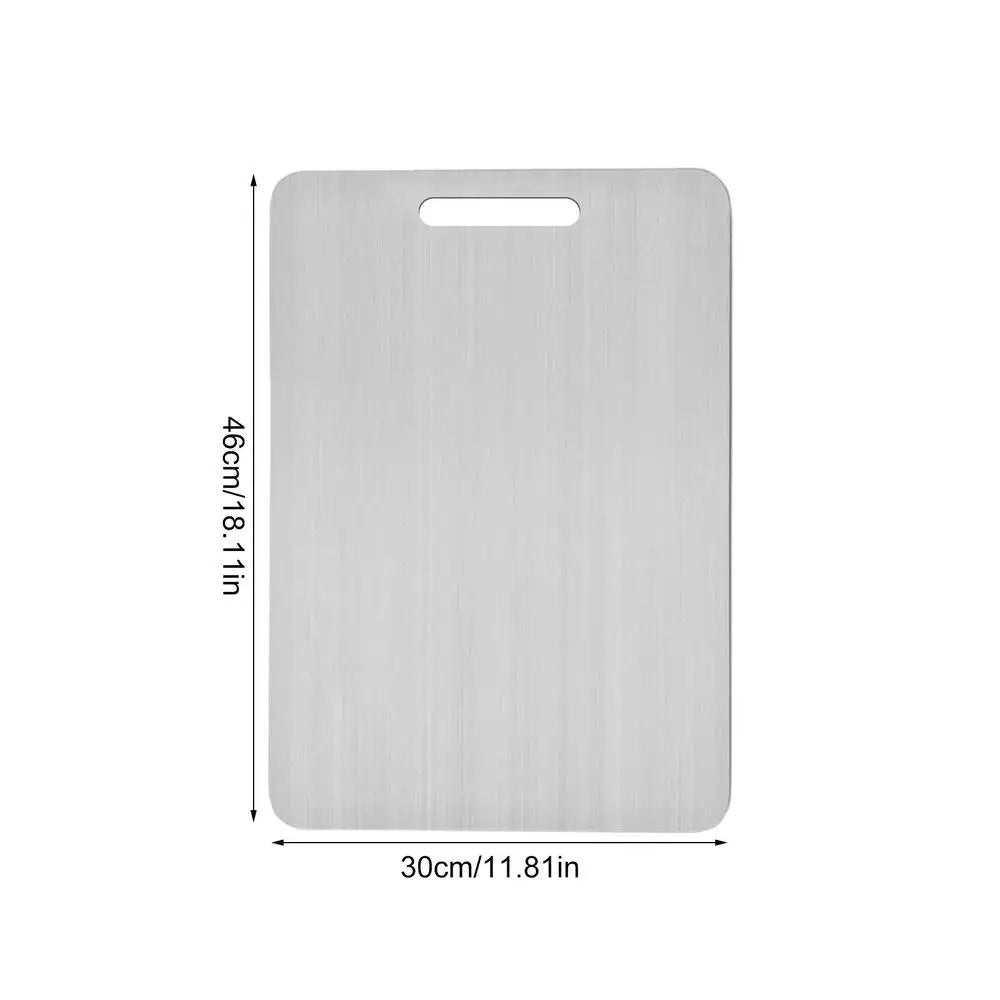 "Antibakterielles, langlebiges Titanium Schneidebrett, kratzfest und hygienisch, ideale Lösung für Profiköche."
