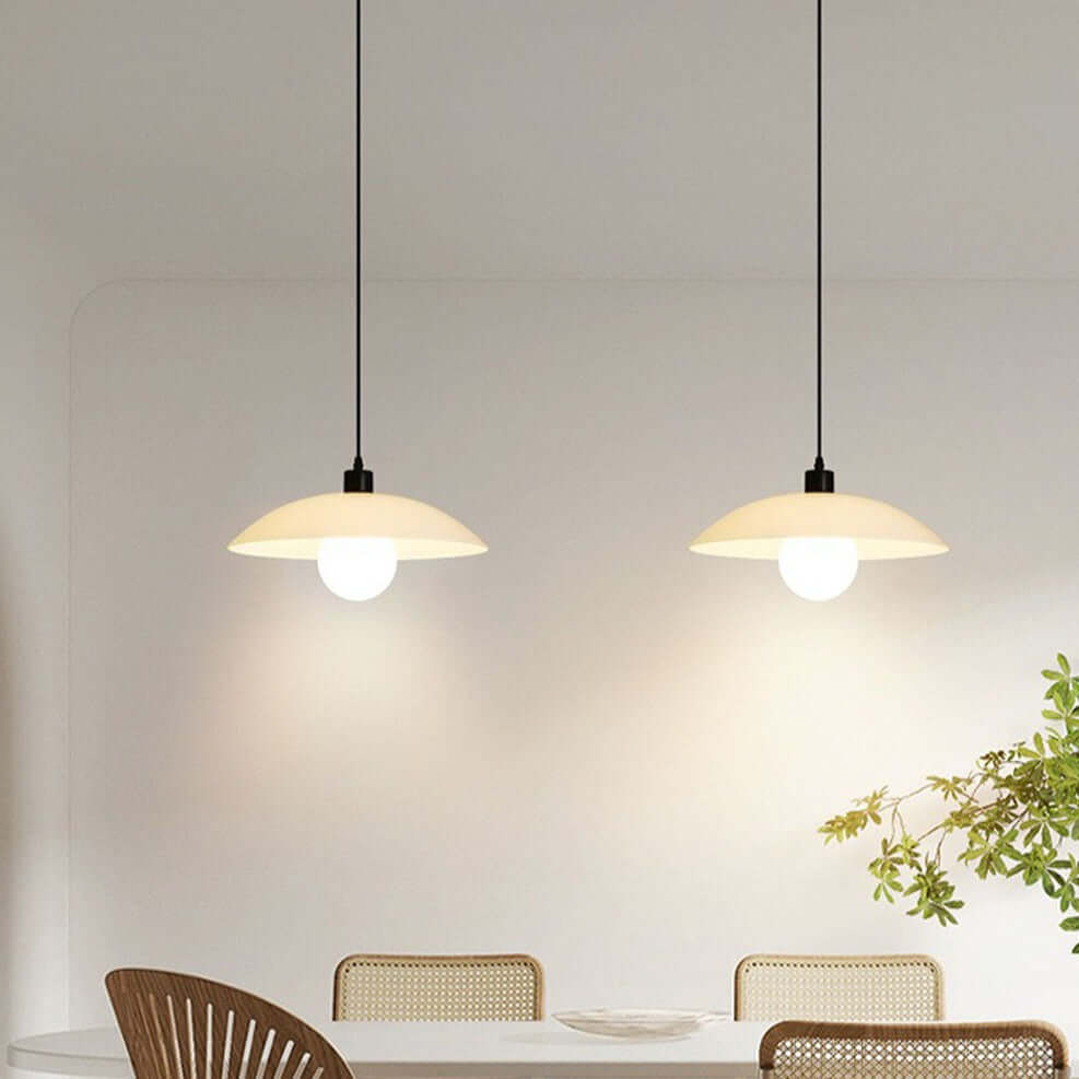 Minimalistische Pendelleuchte Weißglas