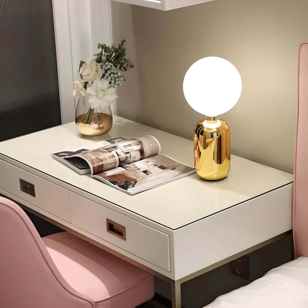 Lampe de table élégante avec base en verre