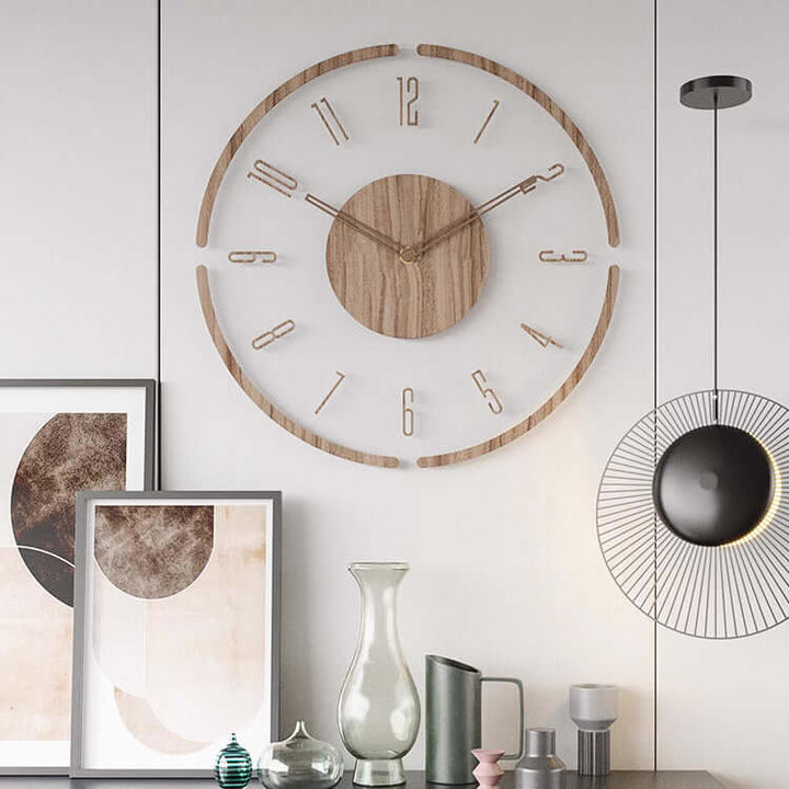 Wanduhr aus Holz im skandinavischen Design
