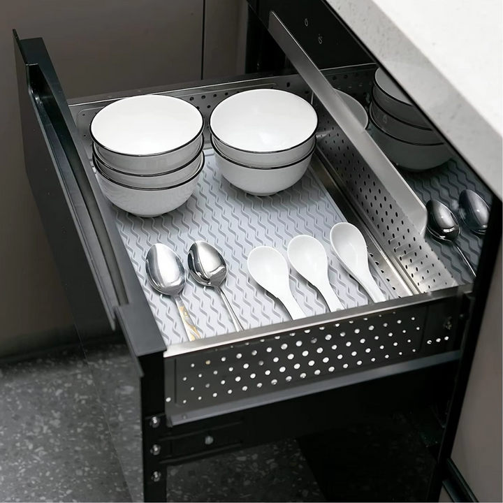 Blaue Silikon-Abtropfmatte, umweltfreundlich und hitzebeständig, ideal für Geschirr in der Küche, Vorderansicht.