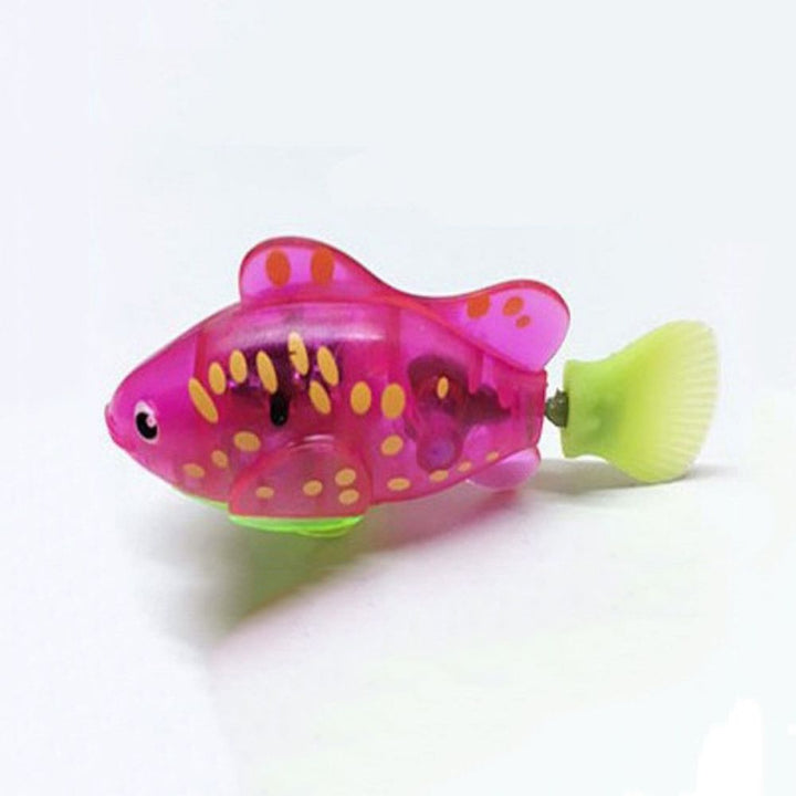 "Bunte interaktive Fischspielzeuge in Aquarium für Katzen, leuchtende Farben, realistische Bewegungen, sensorisches Spiel."