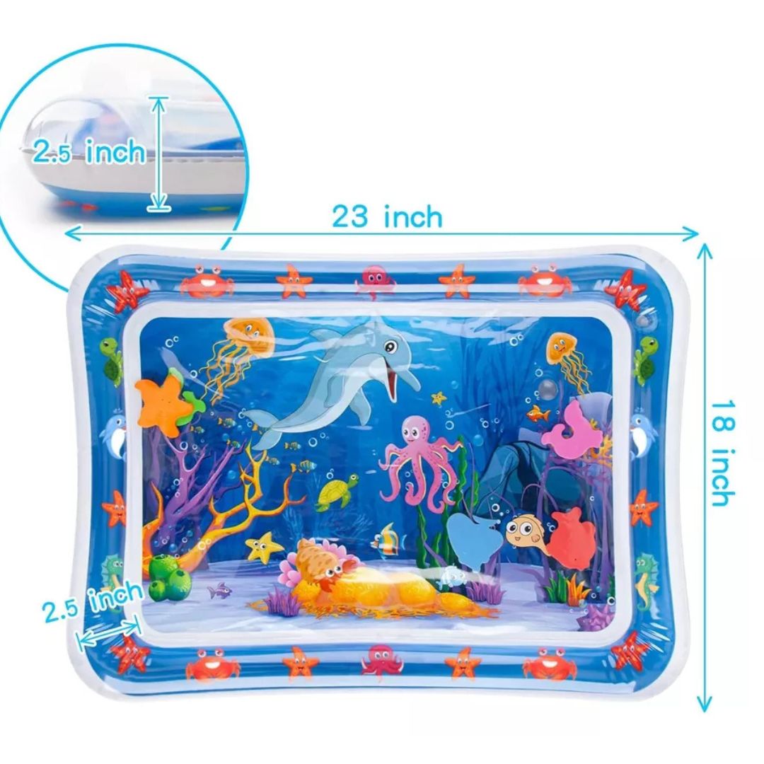 "Bunte Wasserspielmatte für Babys mit Tiermotiven, fördert motorische Fähigkeiten und bietet interaktiven Spielspaß."